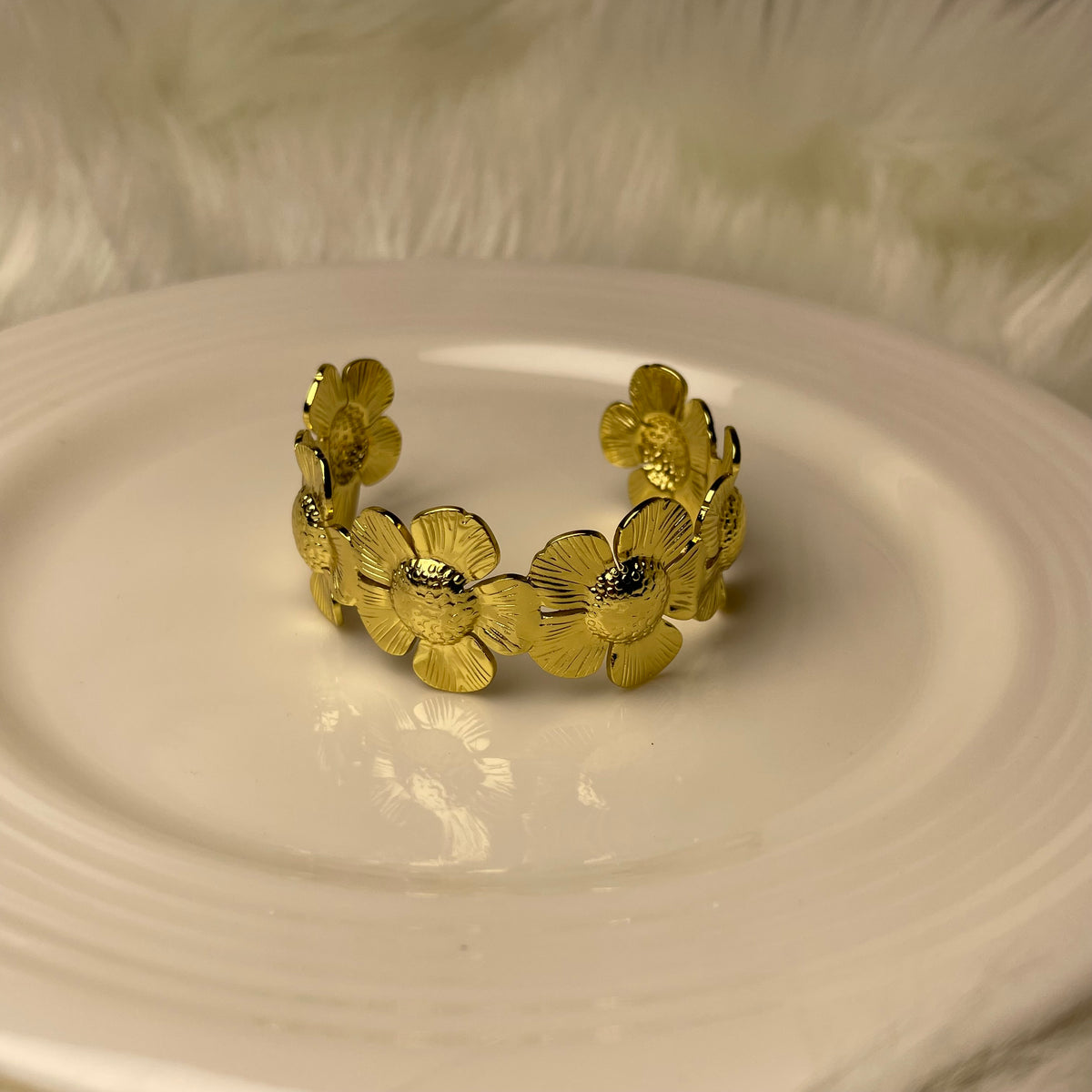 Hibiscus Stainless steel Cuff
