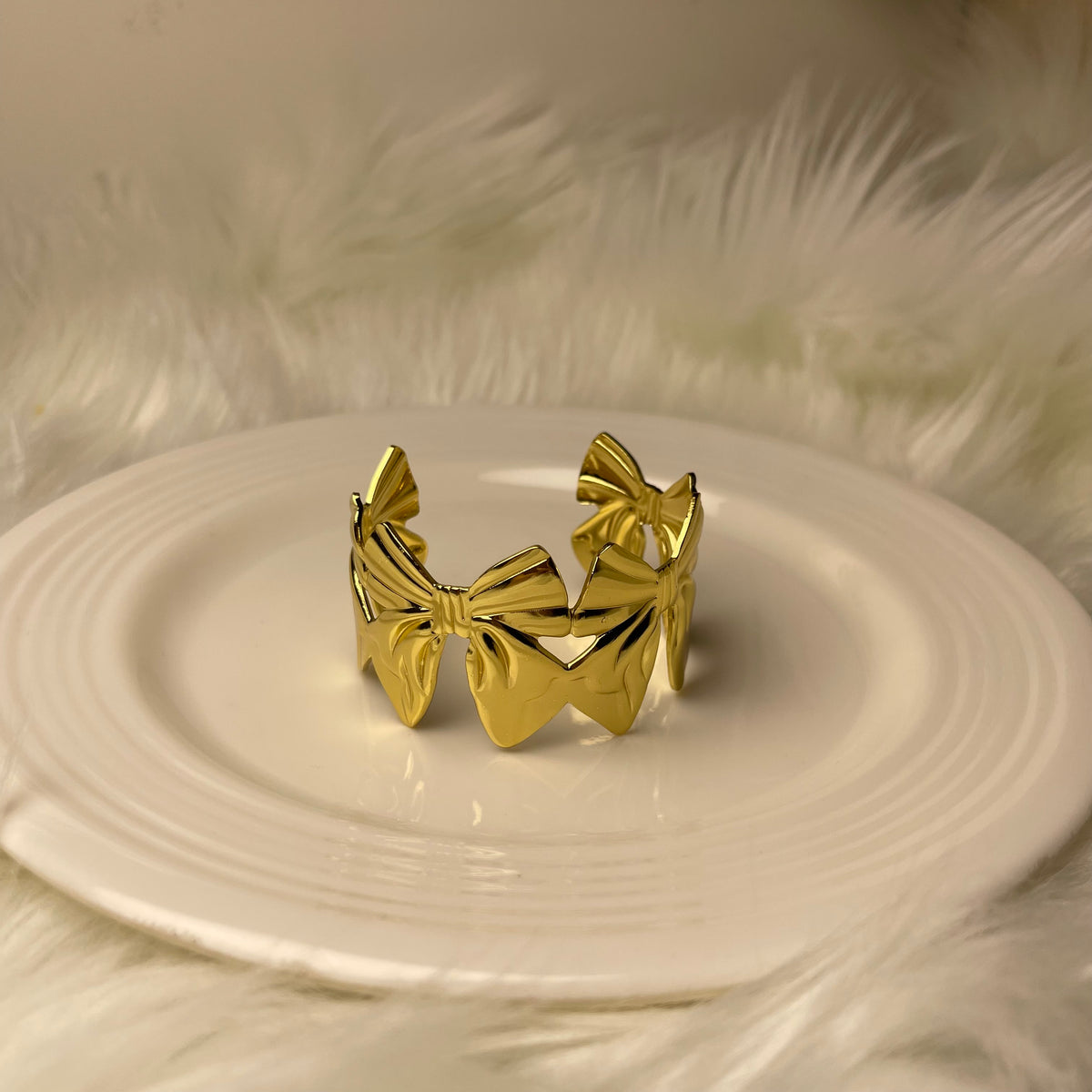 Bow Stainless steel Cuff