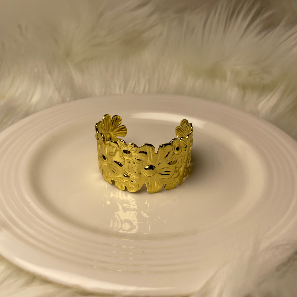 Chunk Stainless steel Cuff