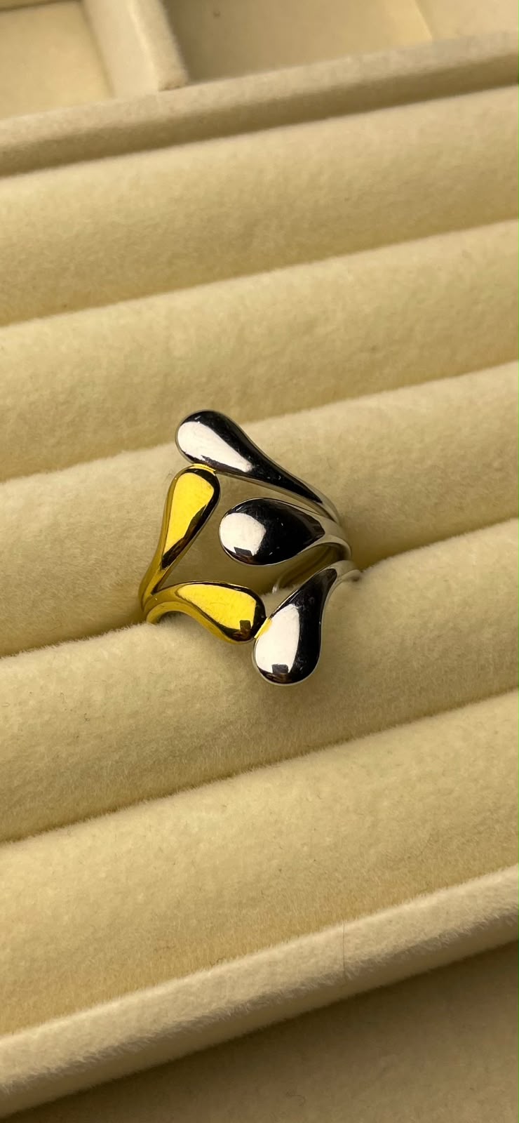 Stainless steel ring