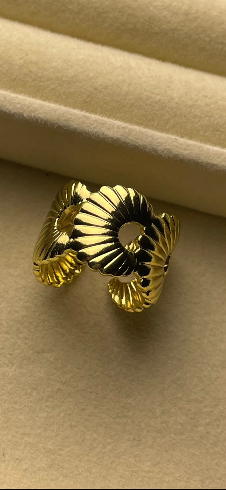 Stainless steel ring