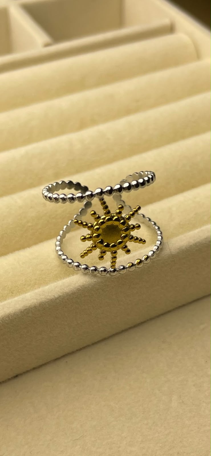 Two toned ring